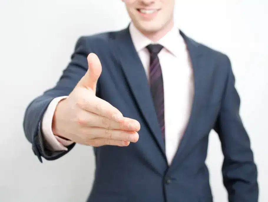 tips when hiring a catastrophic injury lawyer image